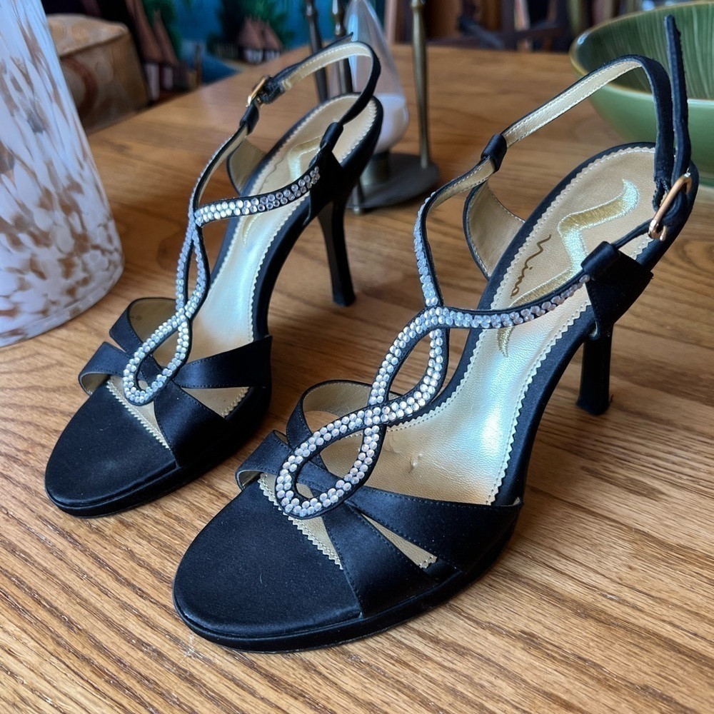 Nina Shoes Women’s 9 Satin Heels Sandals 9 Black Embellished Stones
